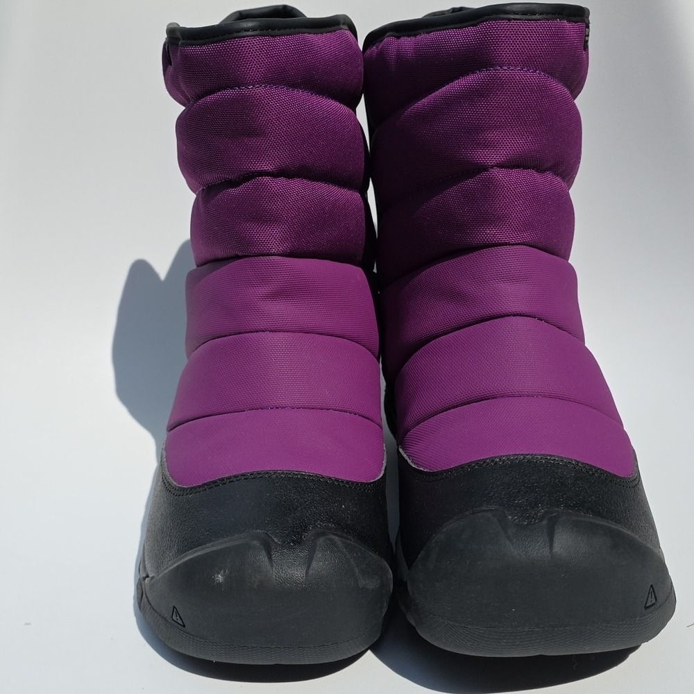 KEEN Youth Puffrider Waterproof Boot Size 6 Insulated Slip In Adjustable Strap‎